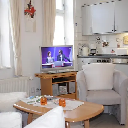 希登塞康科迪亚别墅公寓 *