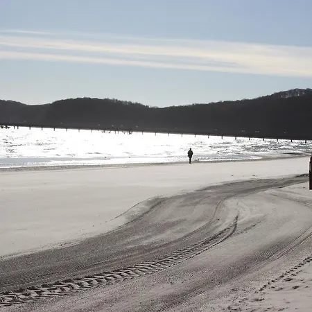 希登塞康科迪亚别墅公寓 *