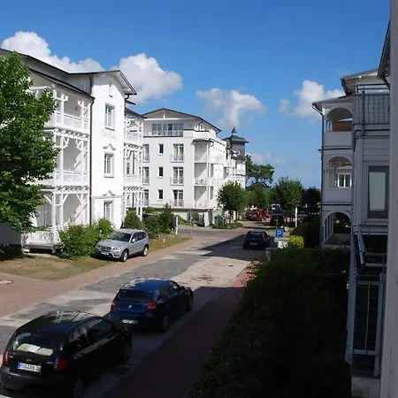 希登塞康科迪亚别墅公寓 *